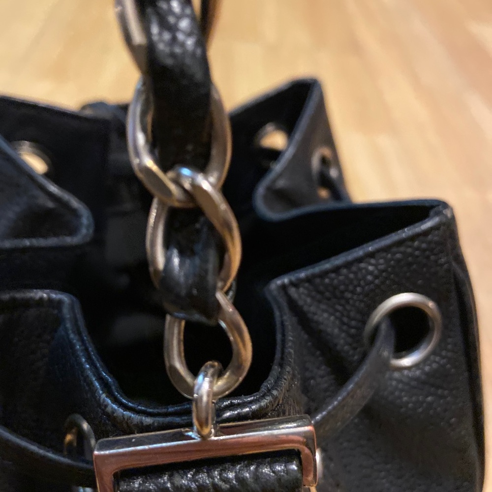 Chanel bag - Picture 4 of 15